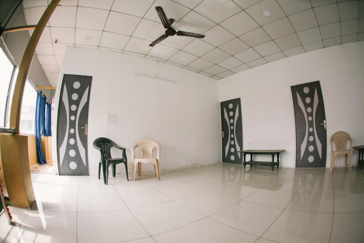 Maa Vaibhav Laxmi Guest House Rishīkesh Esterno foto